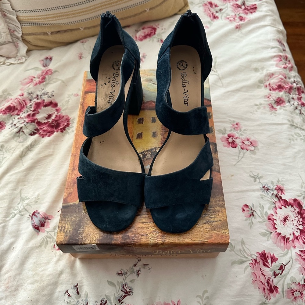 Bella Vita High heel sandals size 10